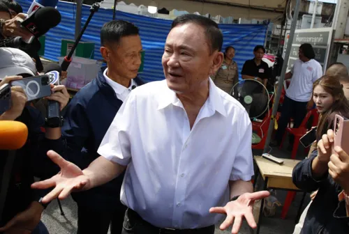 Thaksin challenges Revenue Department seizure of his assets in tax court