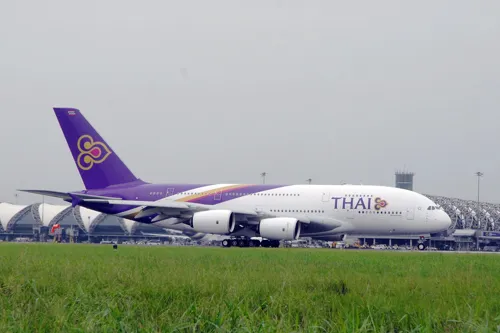 Thai Airways flood measures: free one-time date change until 11 October 2026, full refunds for cancelled flights