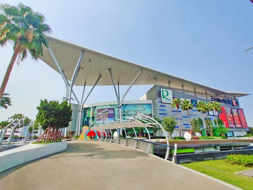 Central malls free car parking in four flood-hit provinces, useful if your staff or customers need a safe spot for vehicles