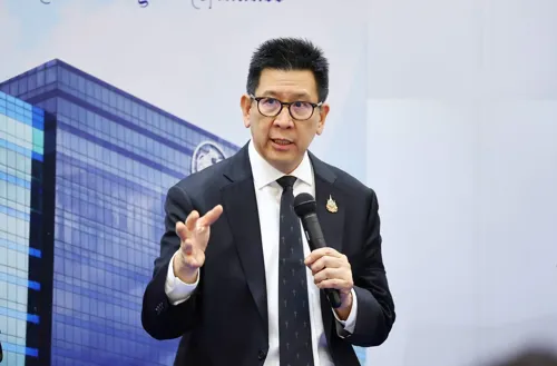 Data Center investment slows and the government plans a working group to close legal gaps, with a cabinet proposal set for 4 August