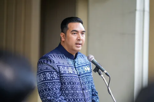 Cabinet extends school milk to Grade 7-9 from November 2026, adding 600,000 students