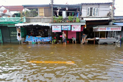 Free government flood cover starts 1 Oct: ฿10,000 first payout for homes, up to ฿100,000
