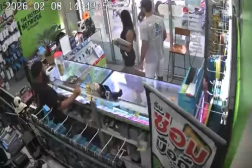 Phuket shop flag row shows tourist disputes can flare over politics; minister warns of visa revocation