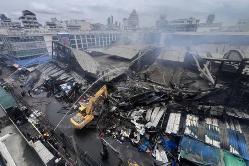 Klongthom Centre fire: collapsed floors block investigators, arson not ruled out