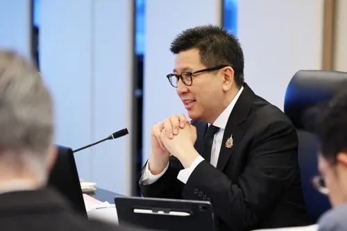Finance Ministry plans 200bn baht loan for EV switch of taxis, vans and buses, details still pending
