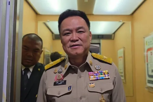 Flood-relief payouts of 4.7 billion baht start via Krungsri... no, via Osotspa-style bank channel