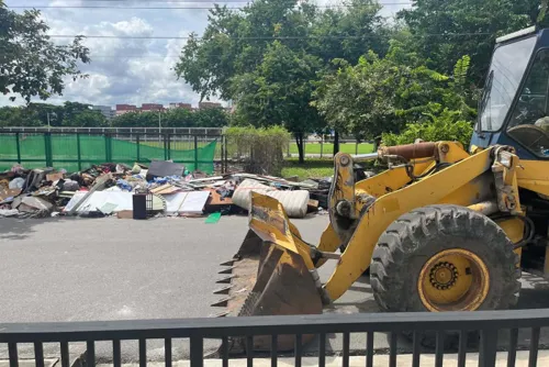 Flood-hit shop owners can get Government Savings Bank loans now, including 20,000 baht with no collateral