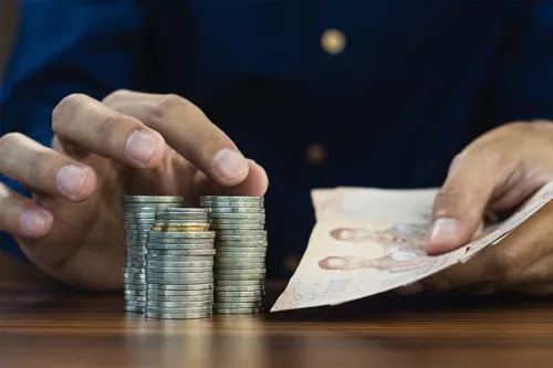Baht opens stronger at 33.26 per dollar; expect a 33.15–33.45 range today