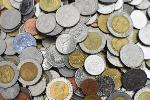 Baht opens weaker at 32.82 per dollar as US rate-hike bets build