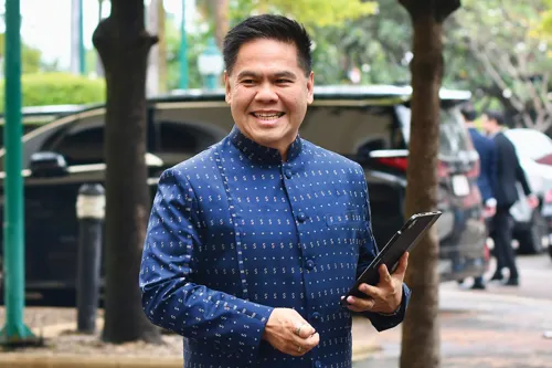 Industry minister pushes tougher industrial waste law: fines in the tens of millions of baht