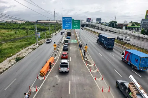 Free M82 toll-free expressway now carries about 30,000 vehicles a day and eases Rama 2 traffic