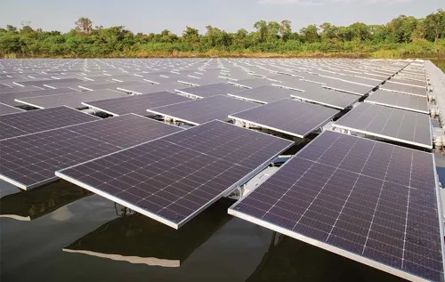 Government 400-billion-baht loan opens solar rooftop subsidy, 50,000 baht per household, first approvals from October