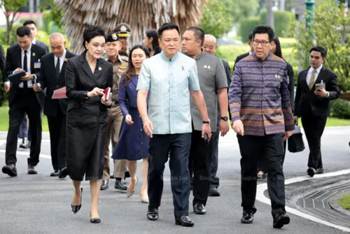 Anutin faces no-confidence debate over 18 ministers, no direct business impact yet