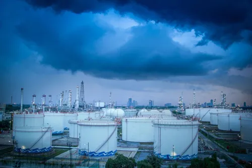 Crude oil prices rise as Hormuz talks stay uncertain; Thai fuel costs may follow