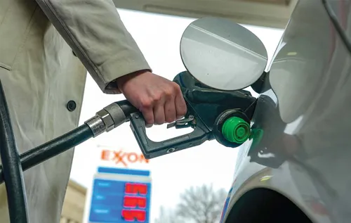 Global diesel squeeze from Hormuz and Russian refinery outages keeps fuel costs under pressure