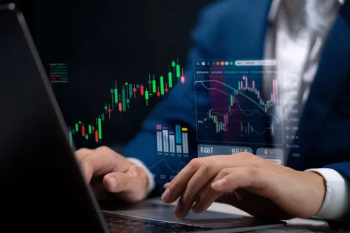 Thai stocks may outperform this week as oil stays above $100, but a US rate hike risk weighs on tech