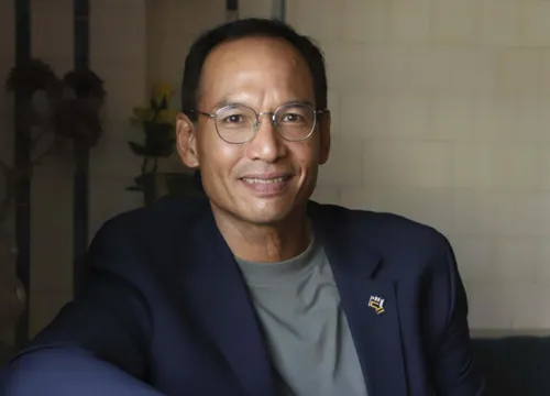 Opposition MP warns Thailand's economy is declining, with a 1% policy rate masking household debt risk