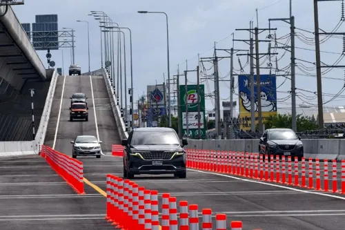 M82 elevated motorway opens free to Bang Khun Thian–Ban Phaeo; tolls not until 2029