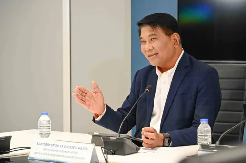 Household debt hits record 794,945 baht per household as repayments rise 8%