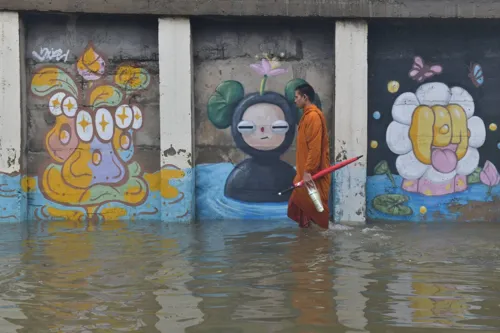 Heavy rain across most regions and Bangkok on 26 Sep: flood-prone areas and small boats need caution