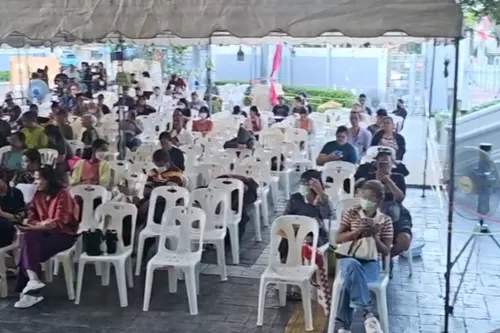 Bangkok flood compensation applications extended to 30 Nov; government housing not eligible