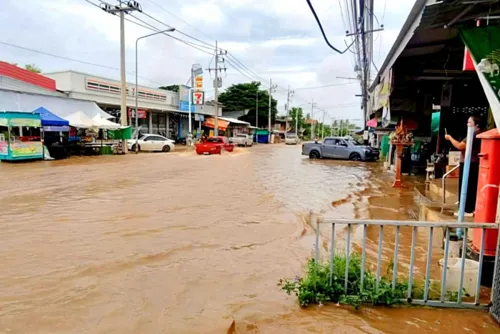 Flood alerts in the North and Northeast, with drought prep for early next year
