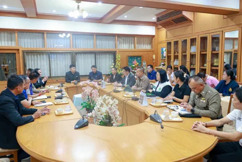 Schools nationwide are tightening security after a Loei student's shooting threat, and firearm licences have been frozen