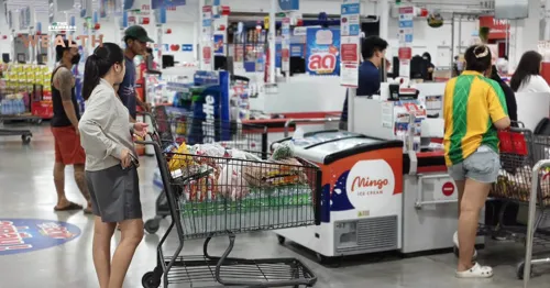 Bangkok flood zone now covers all 50 districts; GO Wholesale says food supply holds for restaurants and hotels