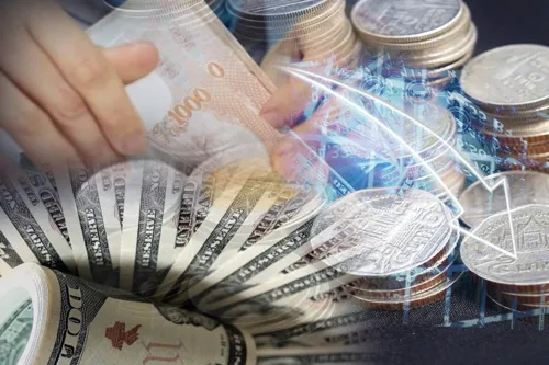 Baht opens stronger at 33.64 per dollar as US bond yields hit a multi-decade high