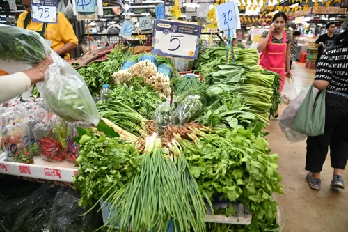 Vegetable prices easing after floods, Commerce Ministry pushes supply ahead of Vegetarian Festival