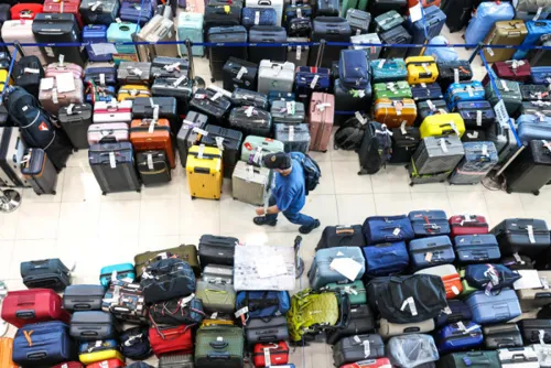 Thai Airways returns to normal flight schedules from Saturday after flood chaos