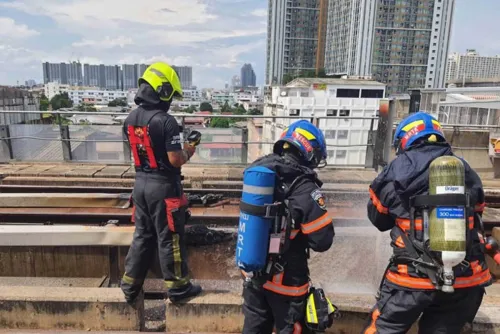 Blue Line MRT fire disrupts Monday commute, with buses running between stations