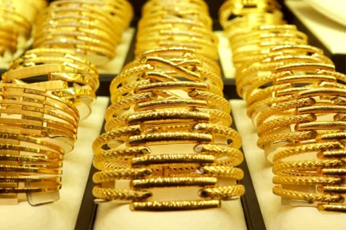 Gold prices rise 650 baht today, with jewellery gold selling at 70,600 baht per baht-weight