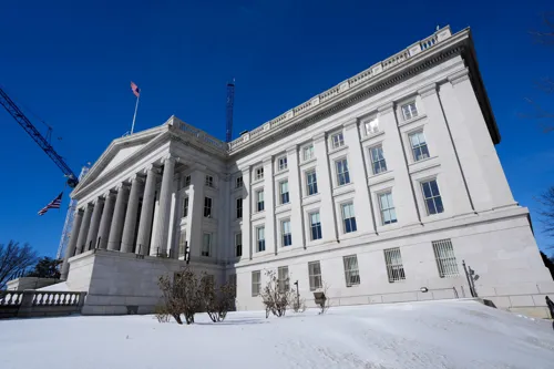 US 10-year bond auction clears at highest yield since 2007