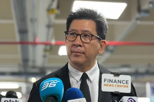 Finance minister sees flood hit to GDP under 0.1%, keeps 2026 growth forecast at 2-2.5%