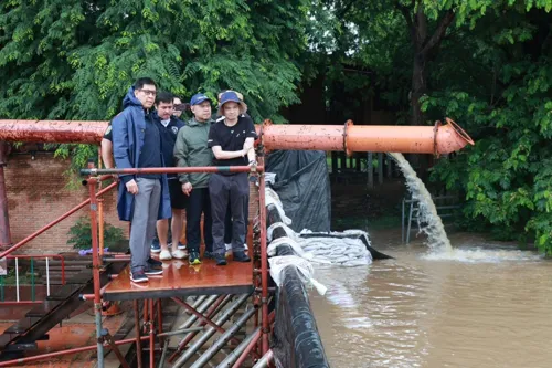 Ayutthaya flood alert: 5 districts declared disaster zones as the government diverts Chao Phraya water sideways