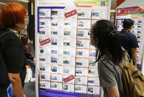 Resale condo transfers jump 39% in Q2 as buyers stay price-sensitive