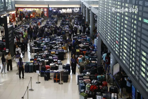 Thai Airways cancels 37 more flights through Thursday after Bangkok flood baggage backlog