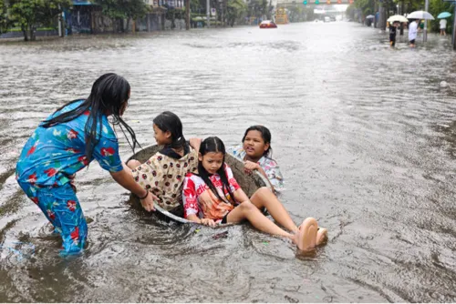 Bangkok flooding hits all 50 districts after 487mm of rain