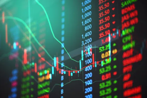 SET suspends trading in 12 listed stocks for late financial statements