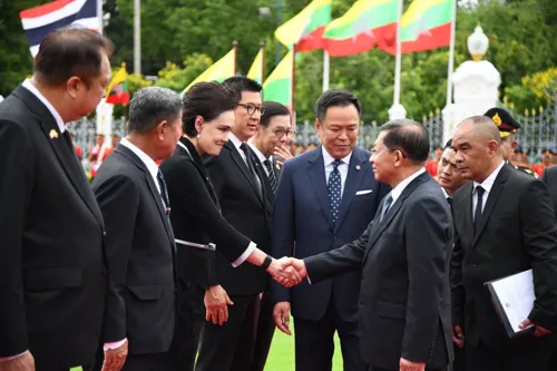 Thailand moves to restart Myanmar trade talks and ease import licences for machinery and cement