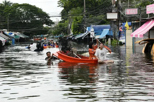 Flood victims: Cabinet and BMA aid are different, so check which you qualify for and claim both