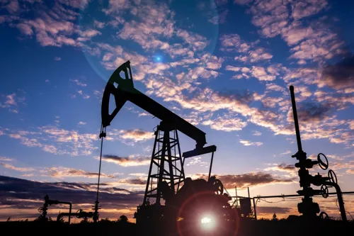 Crude oil prices rise again as Hormuz reopening stays uncertain