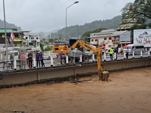 Chiang Rai river at Mae Sai nears critical level at 4.01 m, Mae Sai and Mae Fa Luang told to prepare
