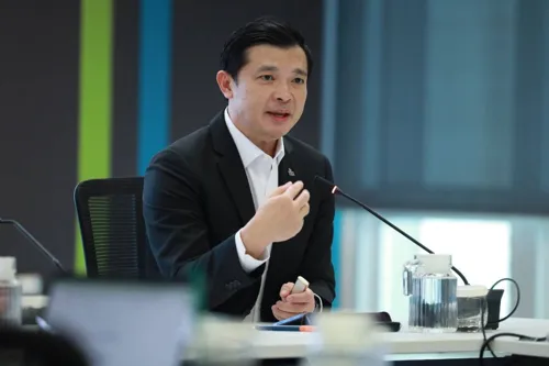 SEC says influencers giving investment advice need a licence, enforcement to follow