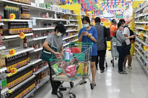Household costs up 326 baht a month in Jan–Sep 2026, led by fuel and transport