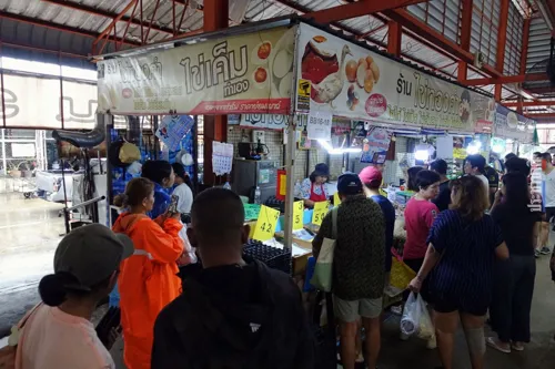 Bangkok flooding past 300mm: stock up on essentials now, and plan for 2-3 days of disruption