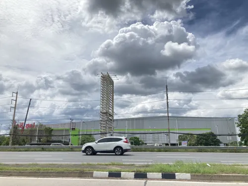 BJC sells 20 idle properties worth over 1 billion baht, including former Big C branches in provinces