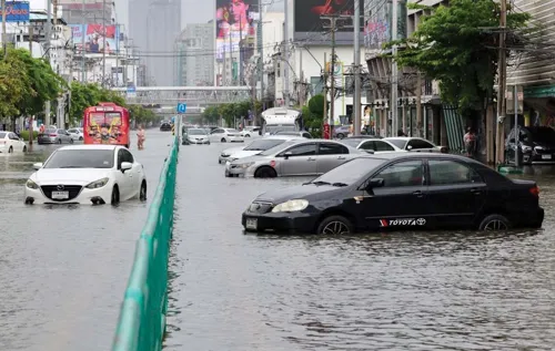 National flood and disaster insurance starts 1 Oct, but insurers are hesitant and coverage is being cut back